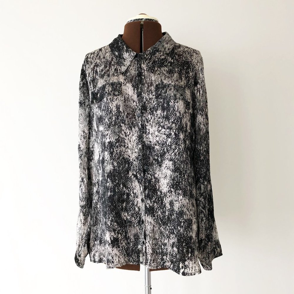 Gold Hawk Rayon/Silk Button Down Shirt Size L